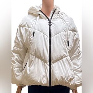 Zara Women's White Hooded Puffer Jacket Small
